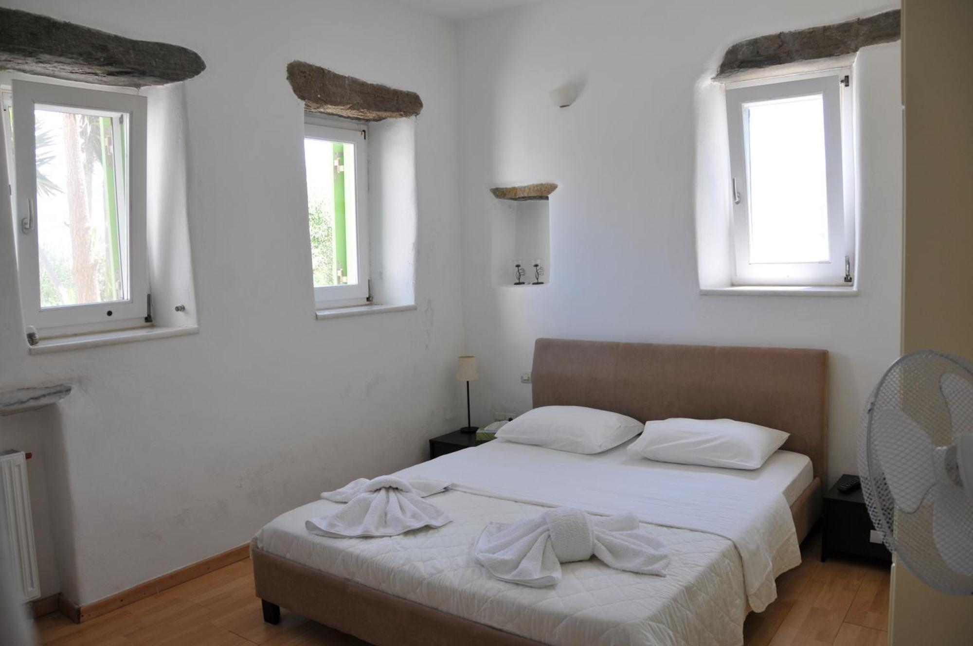 Villa Aeolos With 2 Private Pools Szarakíniko Kültér fotó
